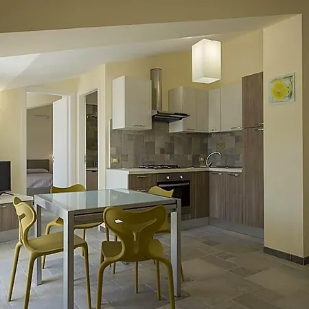 Ξενοδοχείο με διαμερίσματα Casale La Zagara
