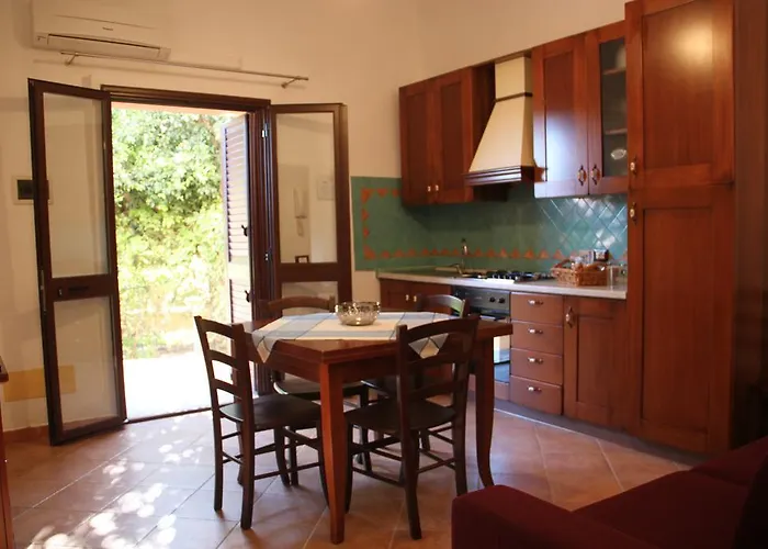 Casale La Zagara Aparthotel 3*