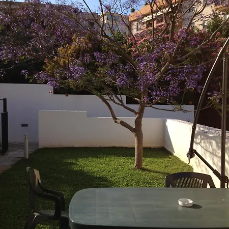 Apartahotel Casale La Zagara *