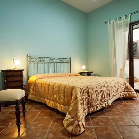 Casale La Zagara Hotel apartamentowy 3*