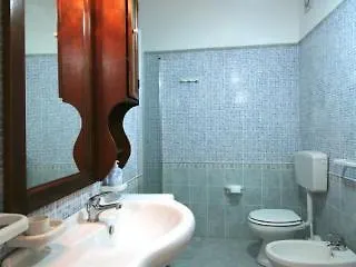 Casale La Zagara 아파트호텔 취아카